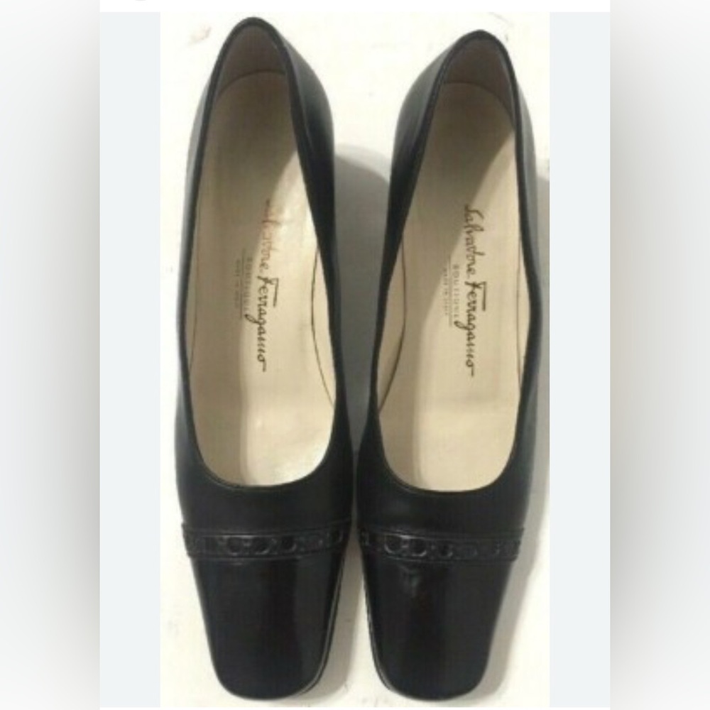 SOLD Salvatore Ferragamo Black Heels size 7